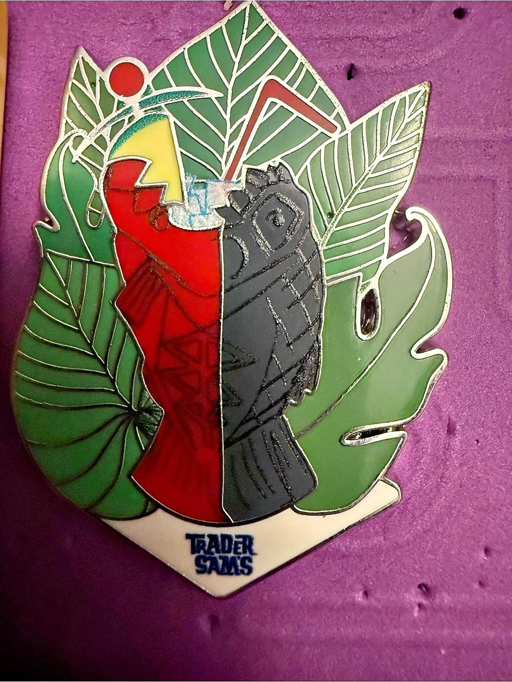 2026 Disney Trader Sam's Mugs Mystery Pin - Piranha Fish